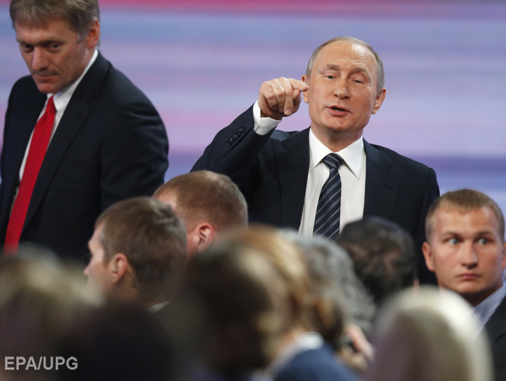 Кремль ждет разъяснений по поводу "голословных оскорблений" Белого дома в адрес Путина
