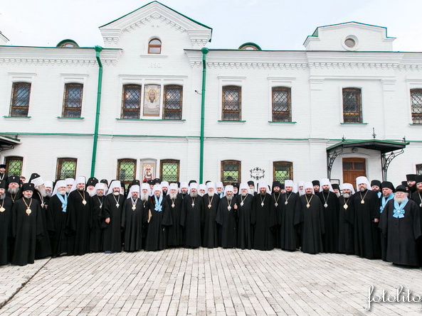 Собор епископов УПЦ МП обратил внимание на коррупцию и отсутствие реформ в Украине