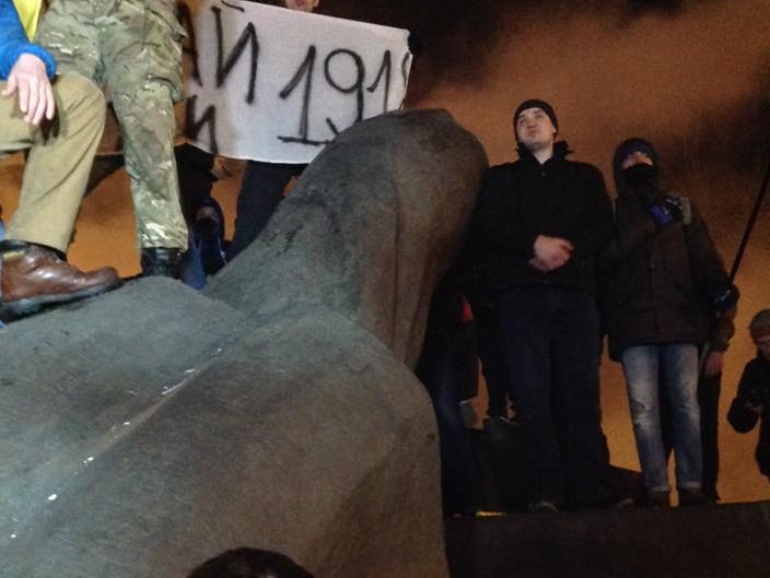 Кириленко: Памятник Петровскому не находился ни в одном реестре