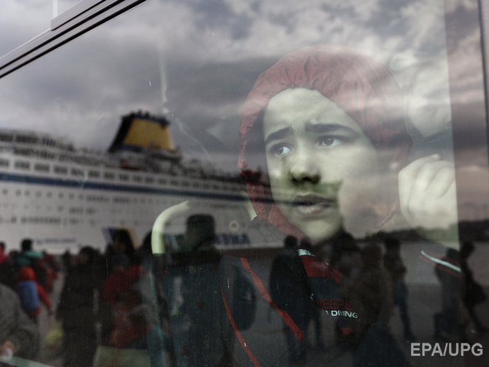 Греция планирует в феврале завершить строительство семи центров размещения беженцев