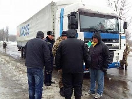 "Карпатская Сечь": Российские фуры блокируют в 10 областях Украины