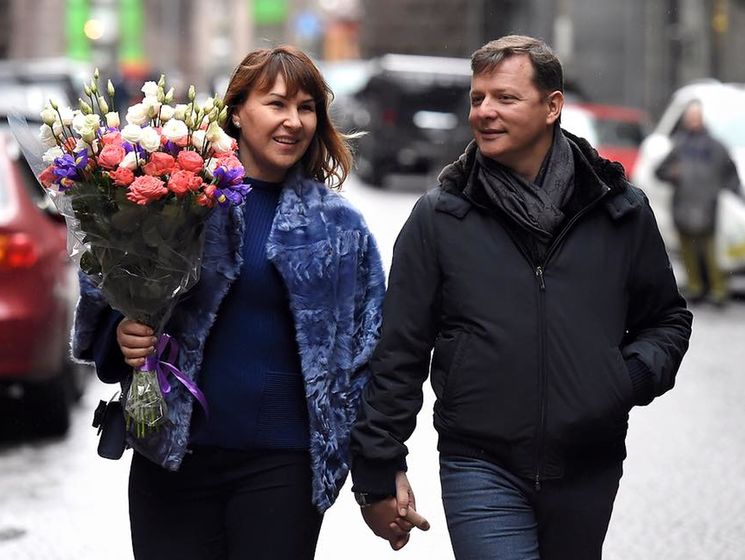 Ляшко с женой поздравили украинцев с Днем влюбленных