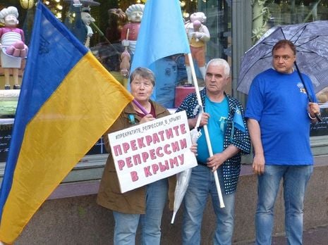 В столице прошли одиночные пикеты за освобождение политзаключенных и деоккупацию Крыма