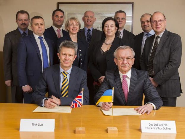 Минобороны Украины и Великобритании подписали план сотрудничества на 2016 год
