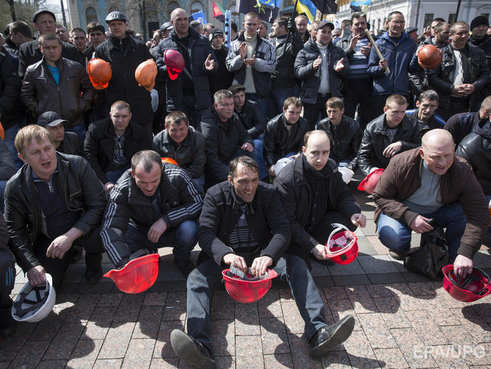 Госстат: Задолженность по зарплате в Украине превысила 2 млрд грн