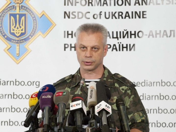 В Донецкой области боевики взяли в плен украинского военного после подрыва грузовика