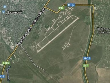 Российские войска заняли аэродром в Джанкое