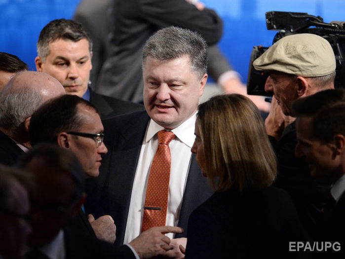 Порошенко: Украина мирно вернет Донбасс в течение года