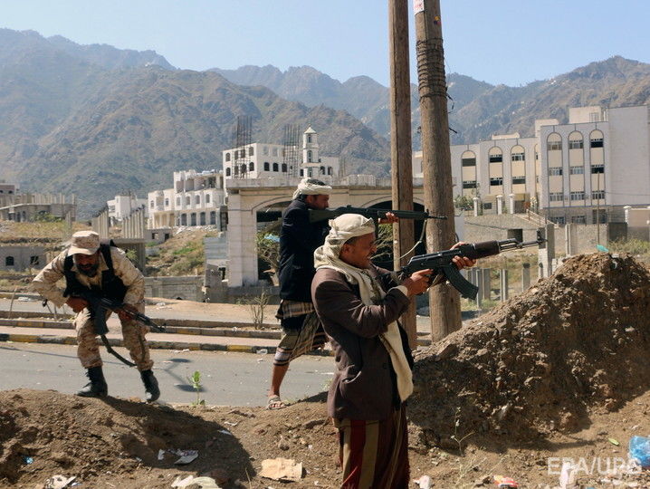 В Йемене в боях между правительственными войсками и повстанцами погибли 48 человек