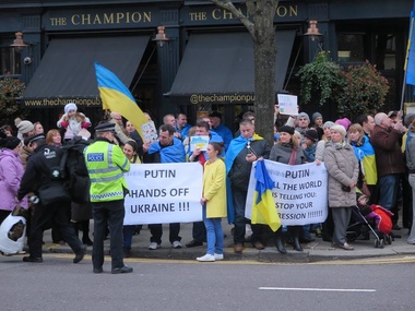 На Даунинг-стрит в Лондоне проходит 24-часовая акция в поддержку Украины