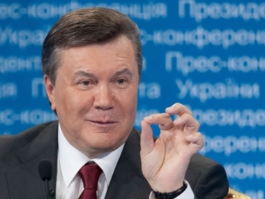 Янукович попросил Путина ввести войска в Украину