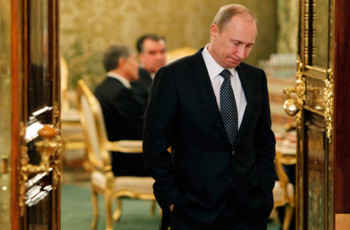 Порошенко назвал статью в The New York Times об Украине "элементом гибридной войны"