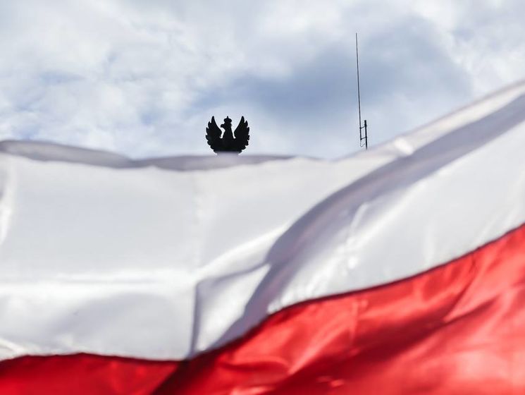 В Польше проверят связанных со страной фигурантов "Панамских архивов"