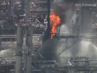 В Техасе горел второй по величине нефтеперерабатывающий комплекс в США