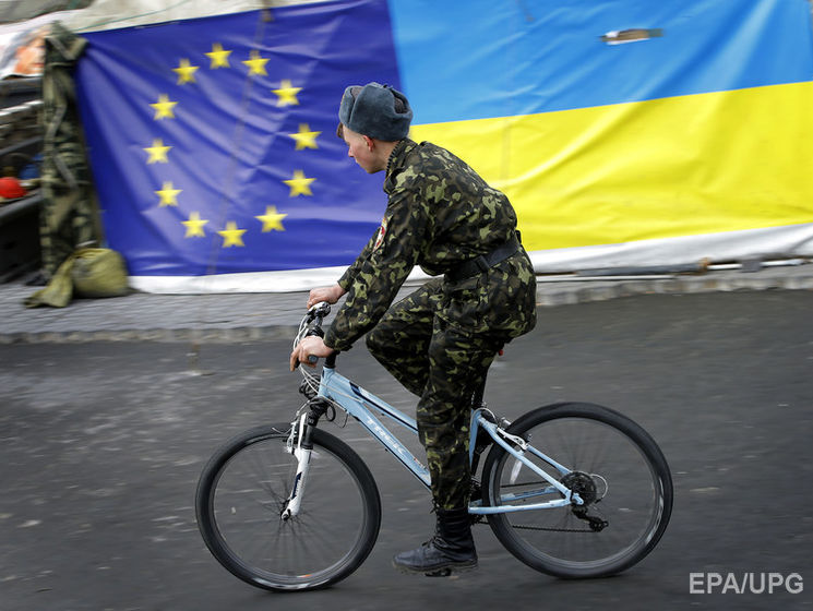 Еврокомиссия предложит отменить визы для граждан Украины 14 апреля &ndash; СМИ