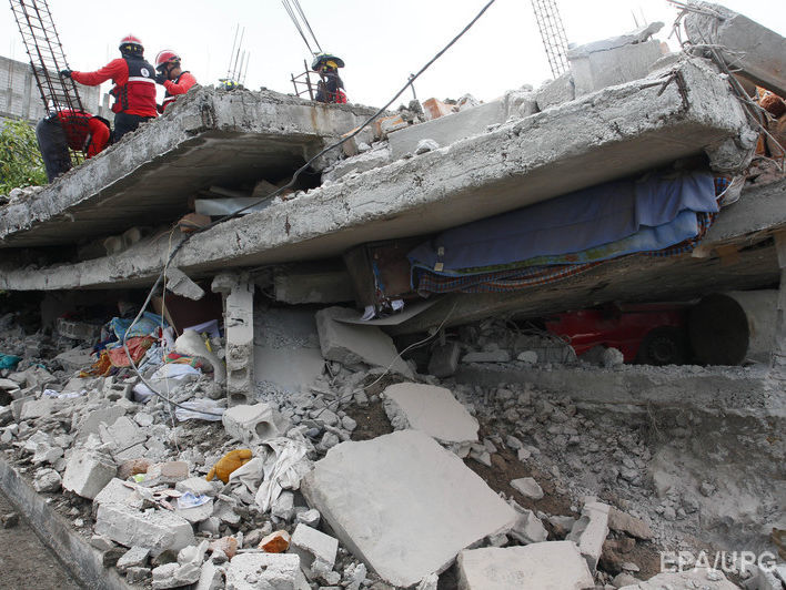 Число жертв землетрясения в Эквадоре возросло до 350 человек