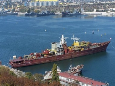 Минобороны: "Зеленые человечки" затопили корабль "Очаков" в бухте Донузлав