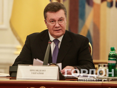 СМИ: Янукович лежит в одной из клиник Москвы с инфарктом