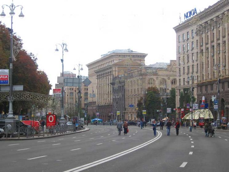 С 7 до 10 мая в Киеве ограничат автомобильное движение по Крещатику