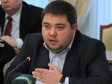 Карпунцов: Депутаты БПП, плюющие на законопроекты, названные президентом первостепенными, должны сложить мандат
