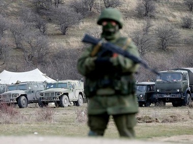 Наблюдатели ОБСЕ вновь не попали в Крым: их встретили выстрелами