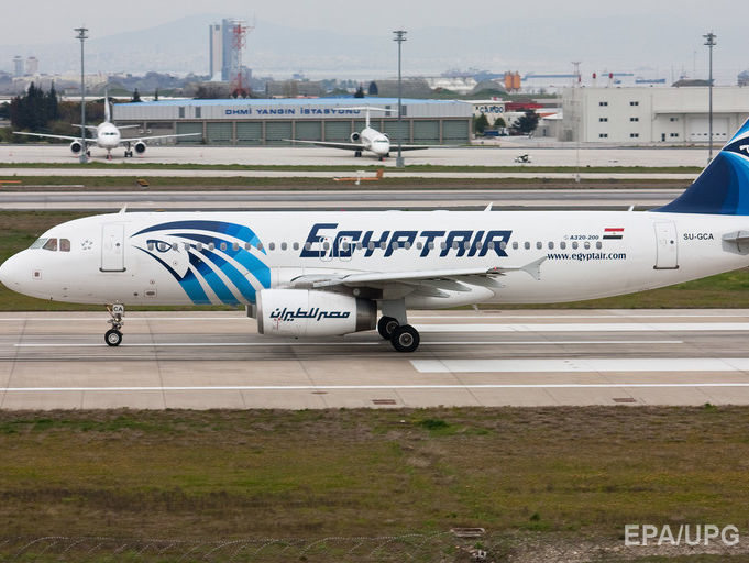 На борту пропавшего в Египте самолета находились 30 египтян и 15 французов