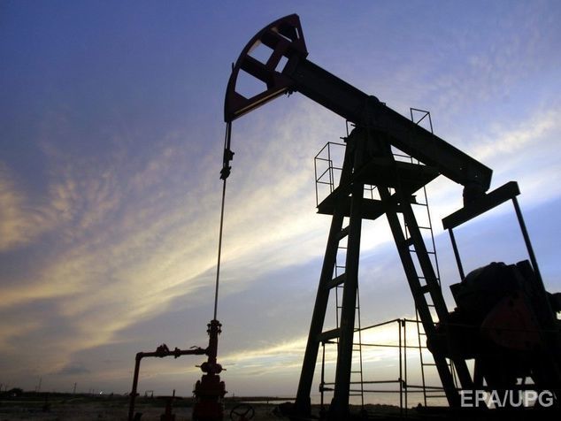 Цена на нефть подскочила выше $49 за баррель