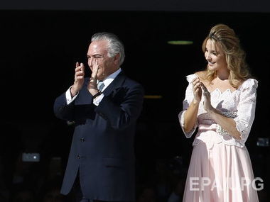 После отстранения президента Русеф первой леди Бразилии стала скандальная экс-фотомодель &ndash; СМИ