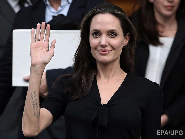 Джоли станет преподавателем в Лондонской школе политических наук и экономики
