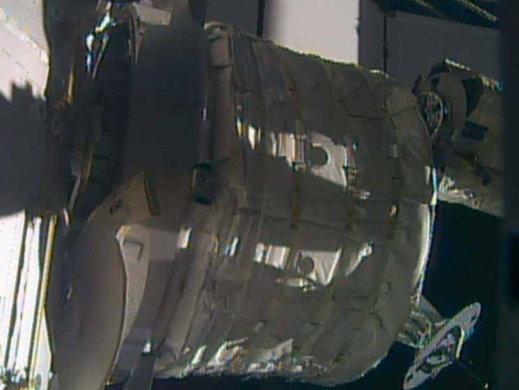 Астронавтам не удалось раскрыть экспериментальный надувной модуль на МКС