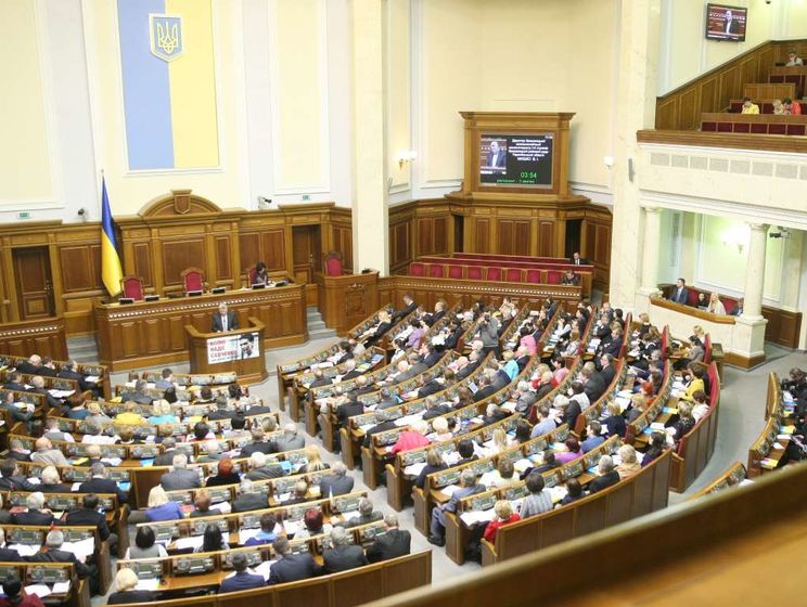 Президентский законопроект о судоустройстве включен в повестку дня Рады