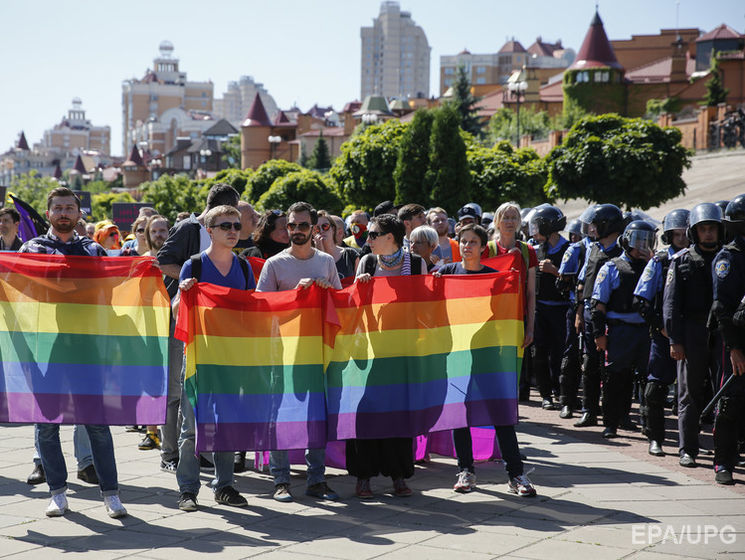 Петиция о запрете гей-прайда в Киеве набрала необходимое для рассмотрения число голосов