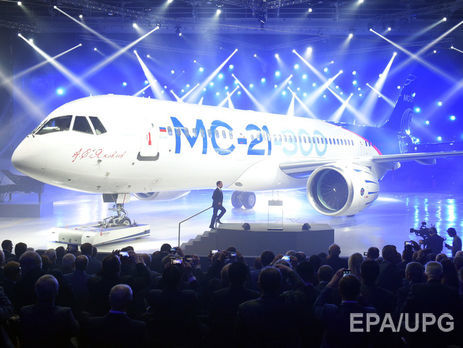В России представили новый пассажирский самолет МС-21. Фоторепортаж