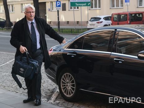 Глава МИД Польши Ващиковский отказался от мандата депутата Европарламента