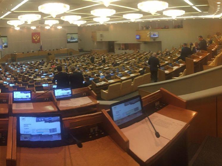 Госдума при помощи кнопкодавства лишила Пономарева депутатского мандата