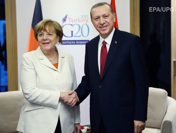 Меркель готова к уступкам по безвизовому режиму для Турции &ndash; СМИ