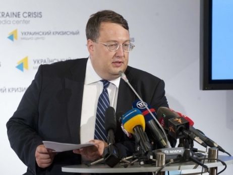 Антон Геращенко: Я передал посольству Франции данные более 7000 россиян, участвующих в агрессии против Украины