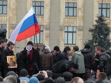 Харьковский горсовет хочет запретить воскресное "вече-референдум" по федерализации