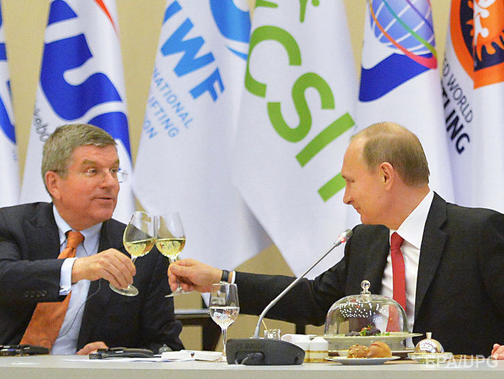 Перед принятием решения об отстранении РФ от Олимпиады глава МОК побеседует с Путиным &ndash; СМИ