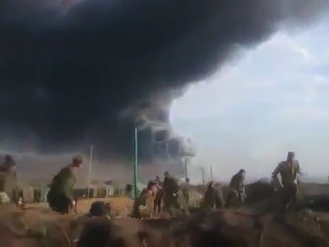 На военном полигоне Ашулук в РФ прогремел мощный взрыв. Видео