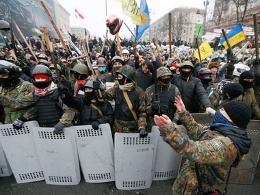 Первые добровольцы сегодня отправятся с Майдана в Национальную гвардию