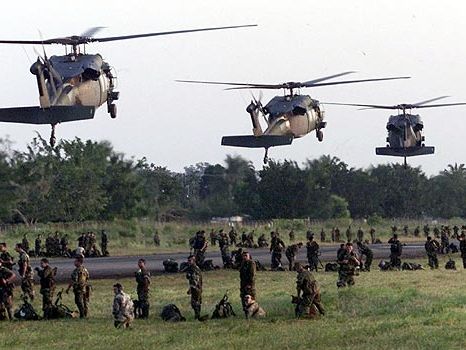 В Колумбии с радаров пропал вертолет, на борту которого находилось 16 военных