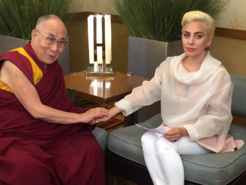 Леди Гага встретилась с Далай-ламой