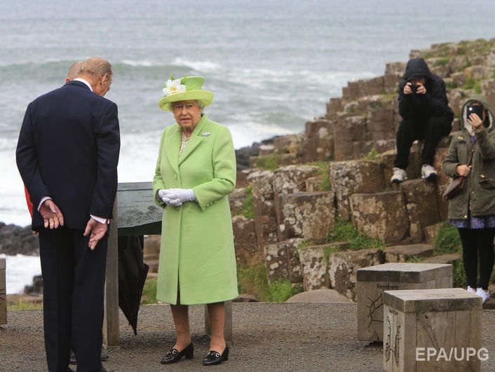 Елизавета II посетила Дорогу гигантов из "Игры престолов"