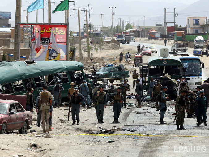 В результате теракта в пригороде Кабула погибли 30 человек