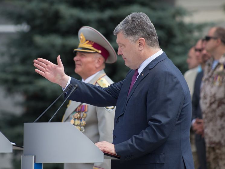 Порошенко заявил, что ВМС сломали планы агрессора по захвату южных областей Украины