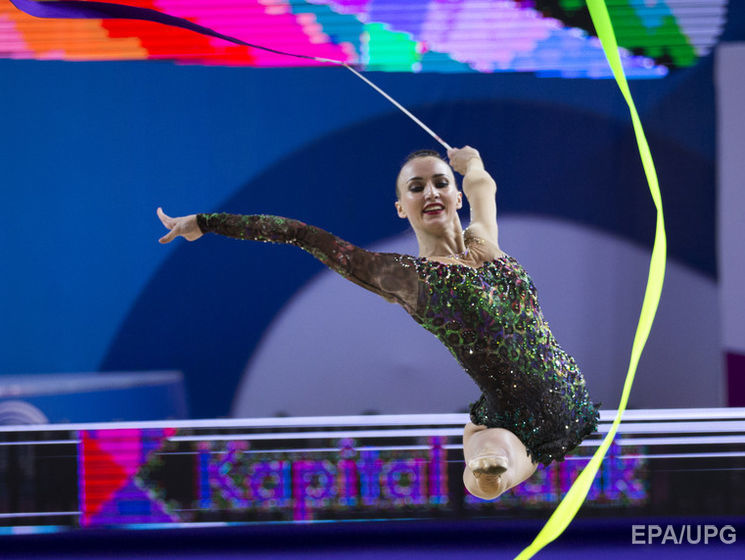 Украинка Ризатдинова добыла два "золота" на Кубке мира по художественной гимнастике