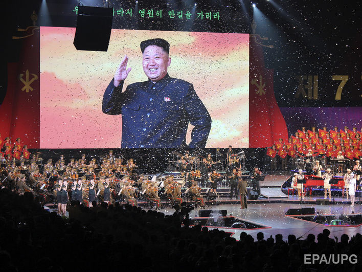 The Independent: Ким Чен Ын прибавил в весе и страдает бессонницей