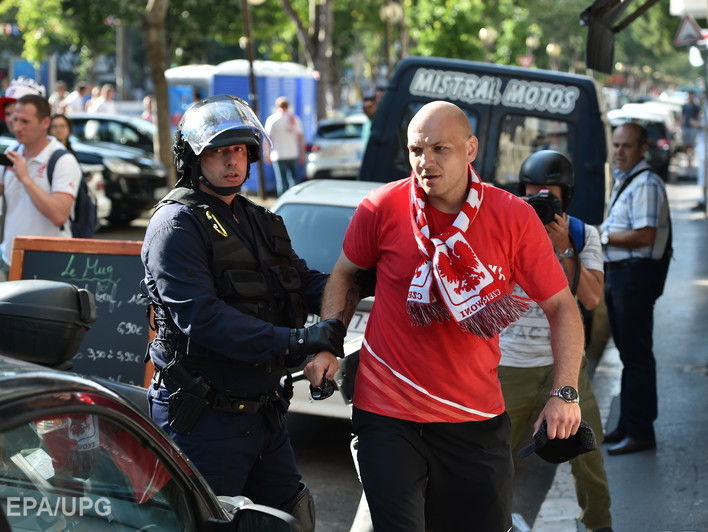 Полиция Франции с начала Евро 2016 задержала более 1000 человек