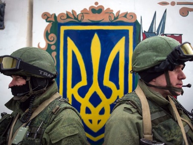 Минобороны: Военную базу в Симферополе объявили собственностью Крыма 96_tn